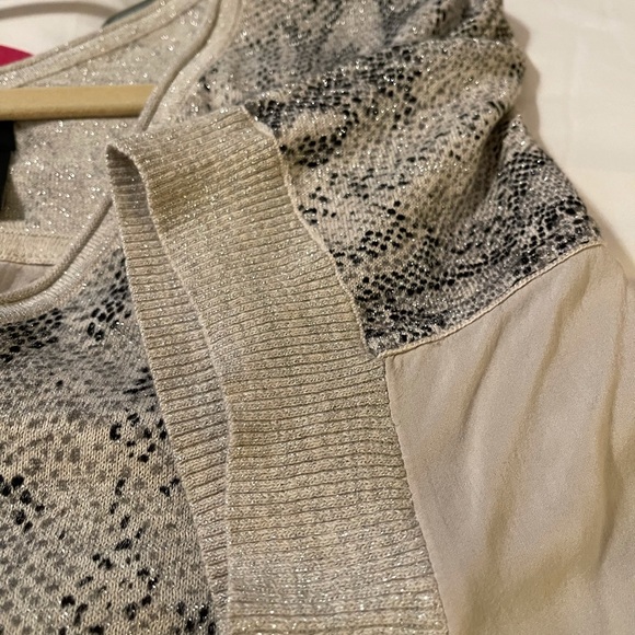 DKNY top - Picture 5 of 5